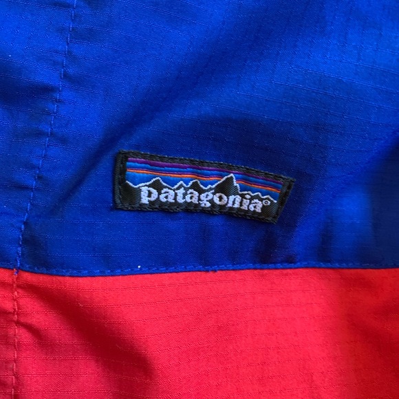 Patagonia lightweight windbreaker - Picture 2 of 7